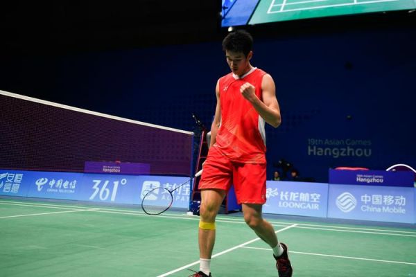 展现出了积 展现出了积