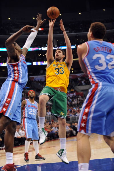 探讨这位伟 探讨这位伟